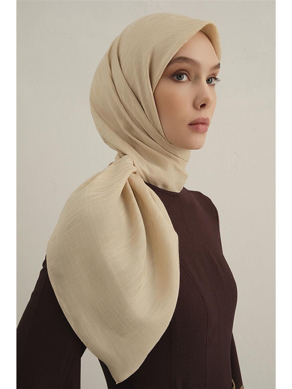 Bej Lyocell Eşarp 3- 64-3