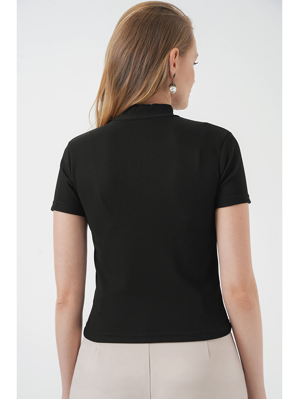 926 Yaka Detaylı Kısa Kol Bluz - Siyah-5