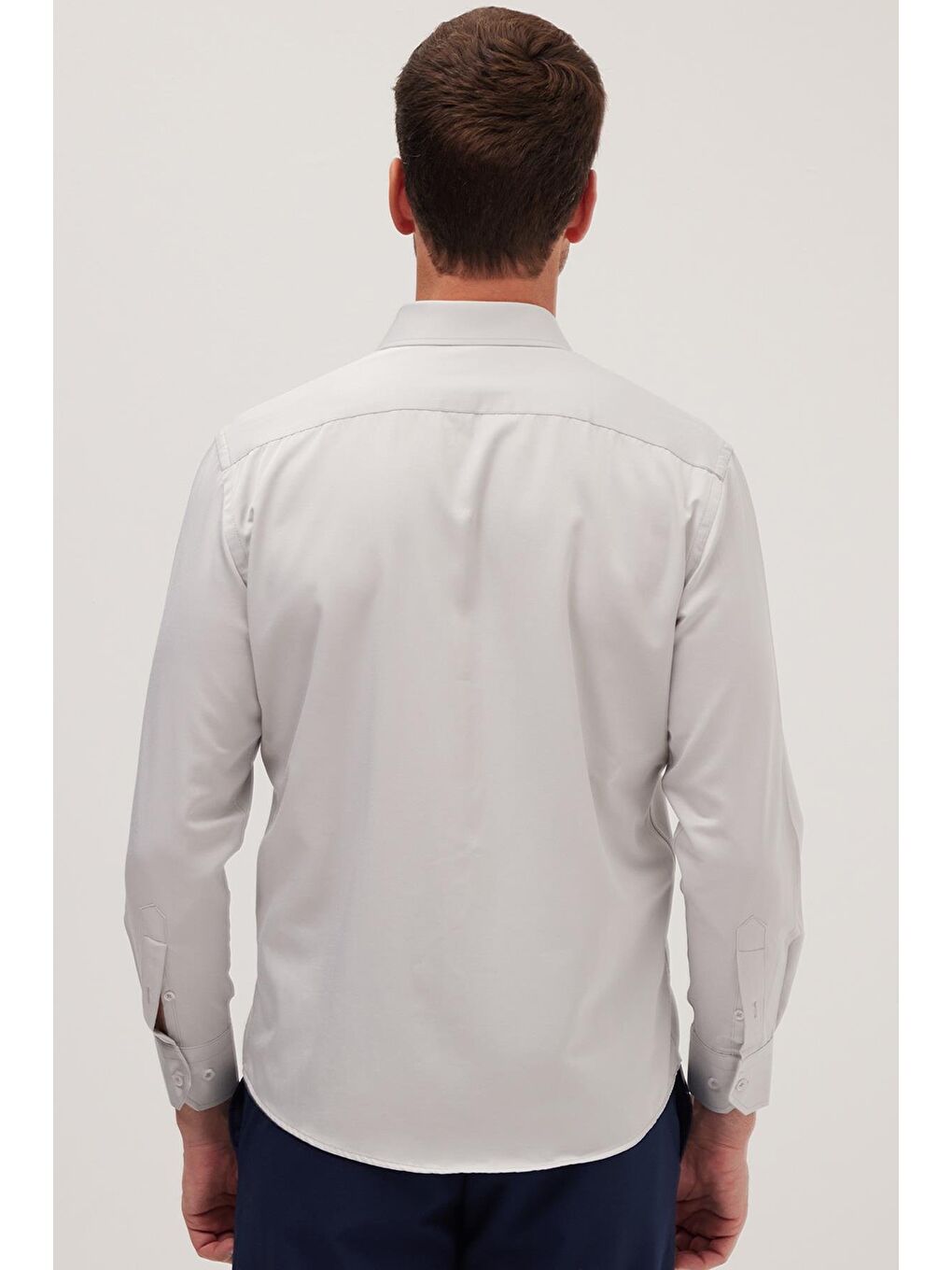 Erkek Regular Fit Klasik Kesim Pamuklu Düz Açık Gri Gömlek-6