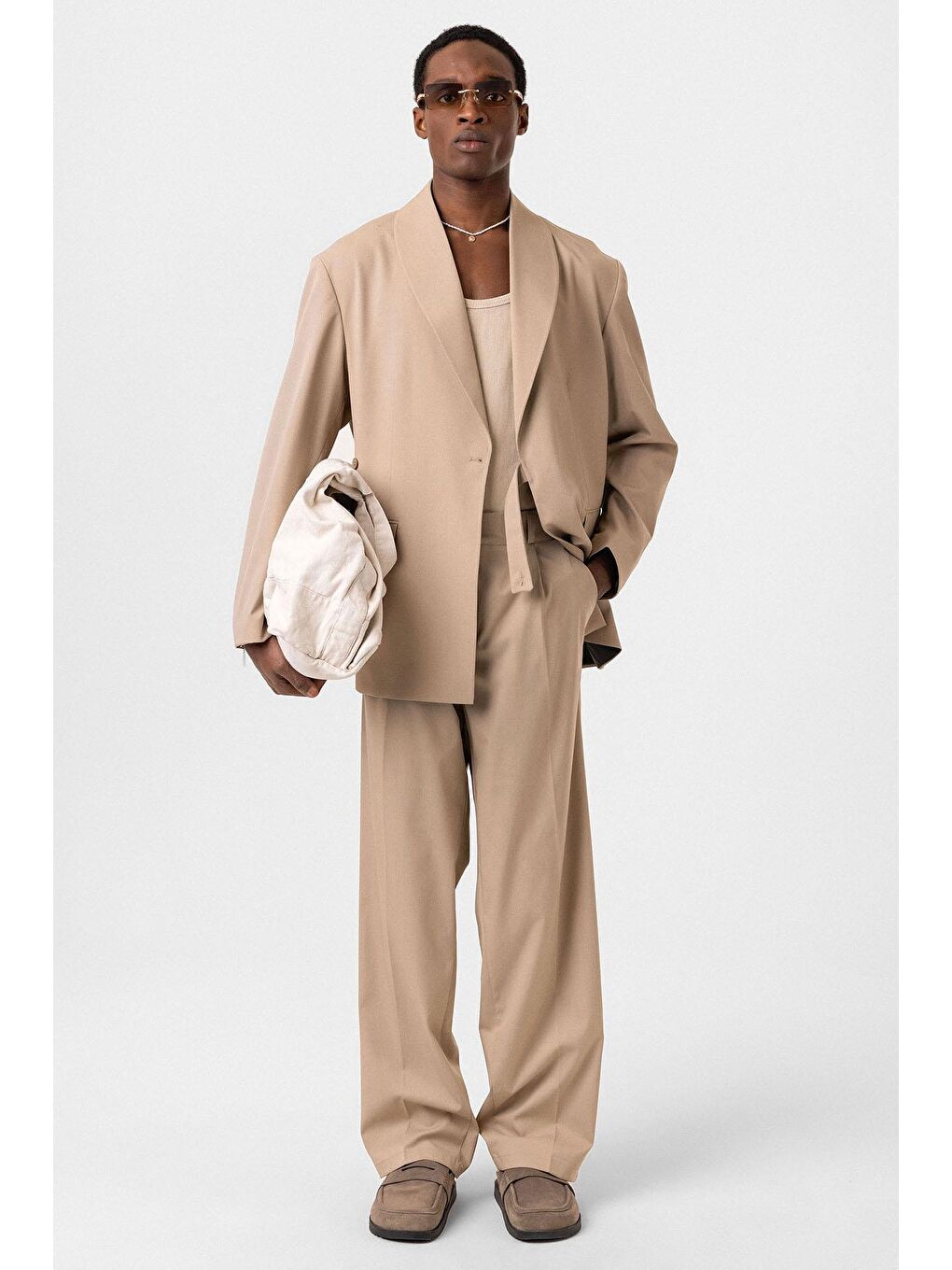 Kuşaklı Kapama Oversize Takım Elbise Bej