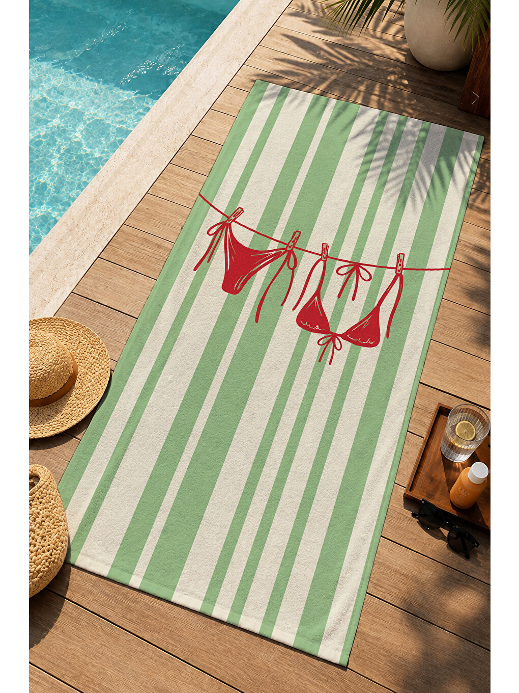Retro Yeşil Çizgili Kırmızı Bikini Desenli 70x150 Plaj Havlusu - Dijital Baskılı Banyo Havlusu-1