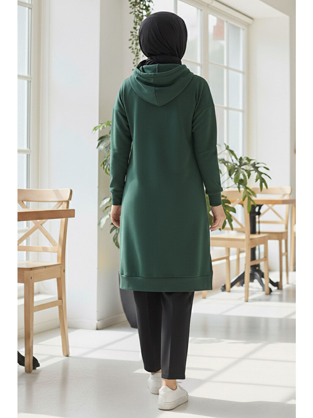 Yeşil Armalı Vortex Yırtmaçlı Tunik Zümrüt - 27984-ZUMRUT-2