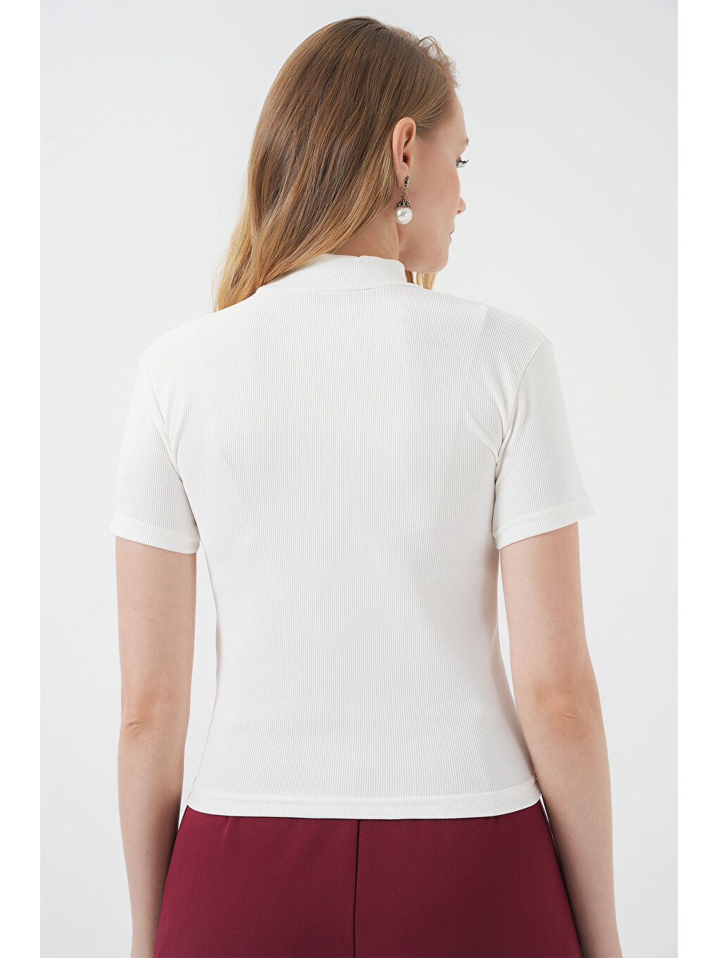 926 Yaka Detaylı Kısa Kol Bluz - Beyaz-4