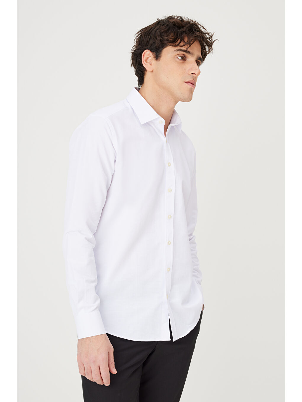 Erkek Beyaz Slim Fit Dar Kesim Klasik Yaka Pamuklu Armürlü Gömlek-2