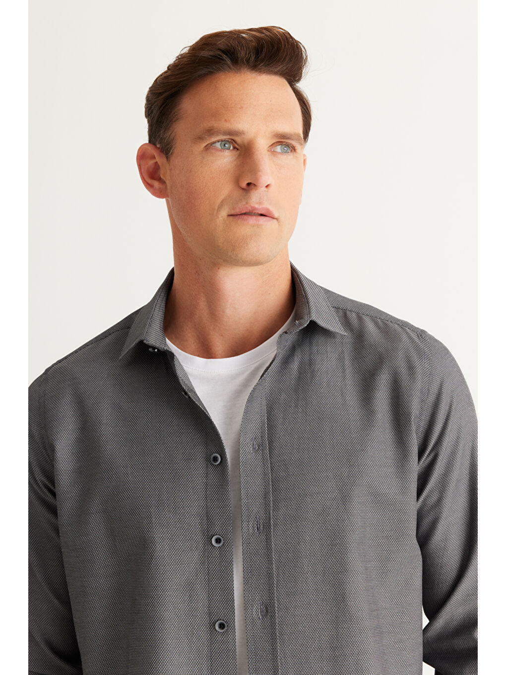 Erkek Siyah Slim Fit Dar Kesim Klasik Yaka Armürlü Pamuklu Gömlek-3