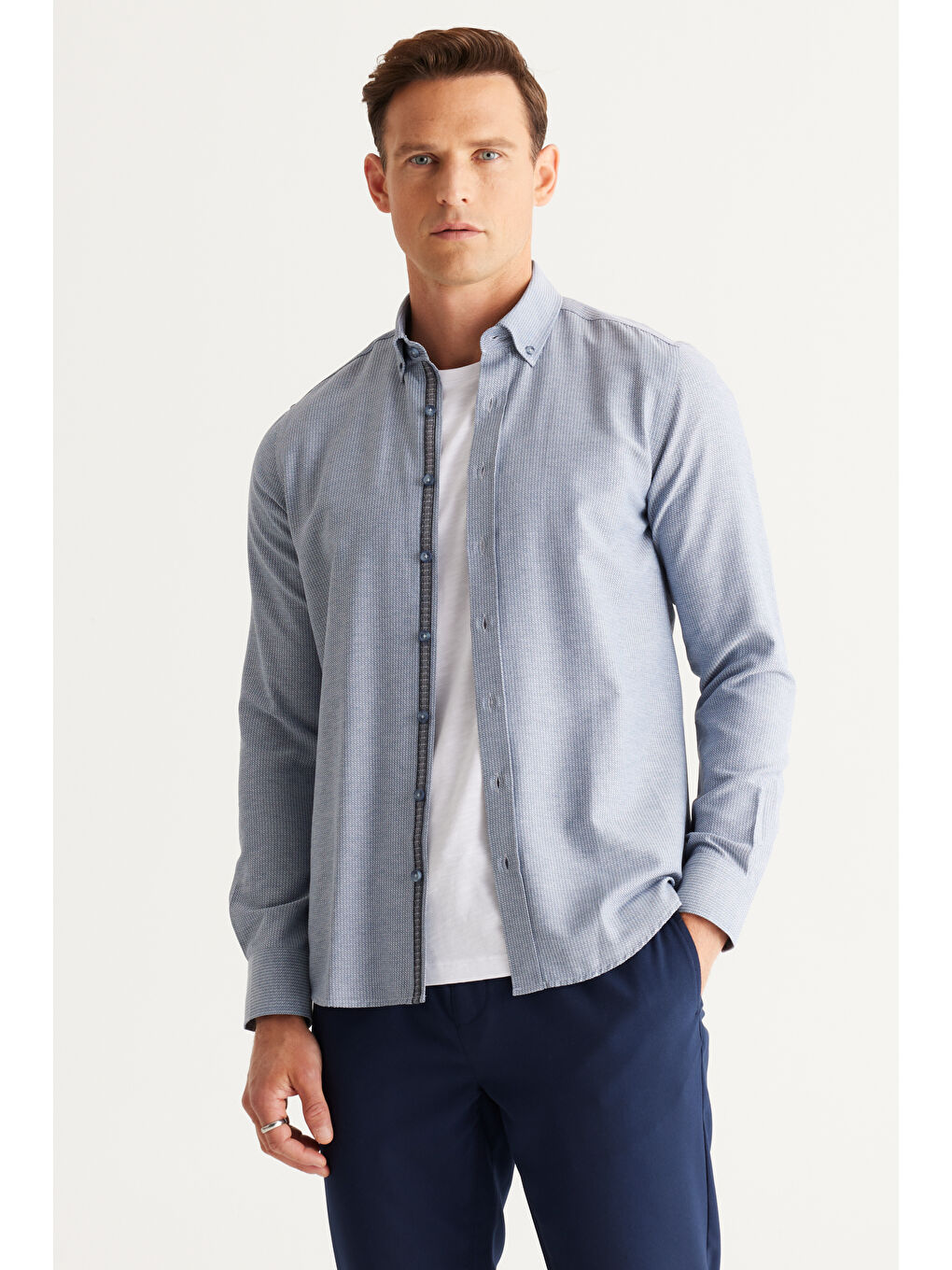 Erkek İndigo Slim Fit Dar Kesim Düğmeli Yaka Pamuklu Armürlü Gömlek