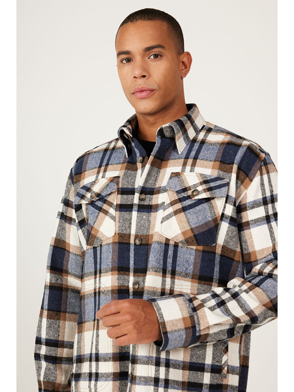 Erkek Lacivert-Kahverengi Oversize Fit Geniş Kesim Gizli Düğme Yaka Desenli Gömlek Ceket-4