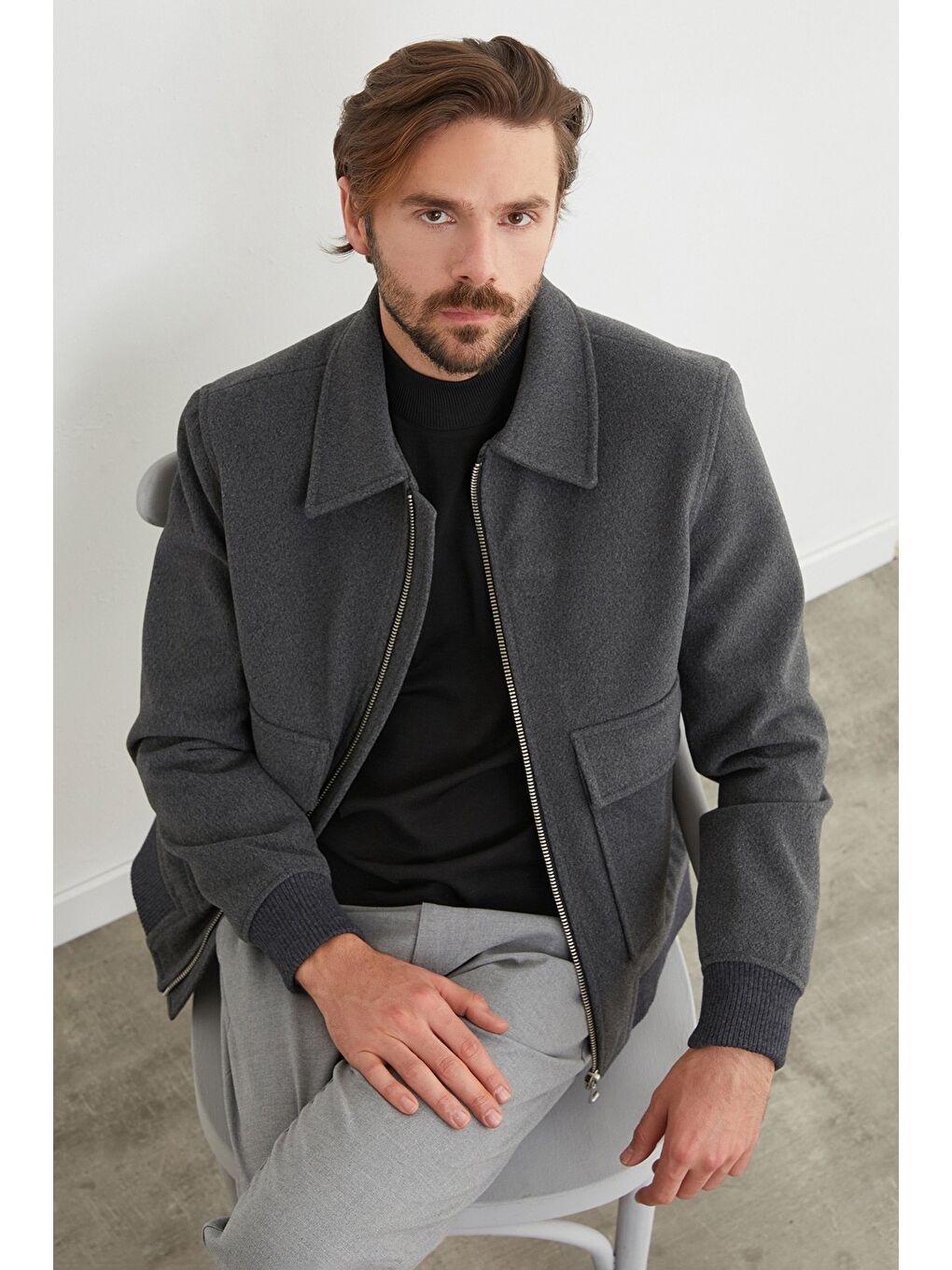 Antrasit Fermuarlı Polo Yaka Cepli Kaşe Ceket