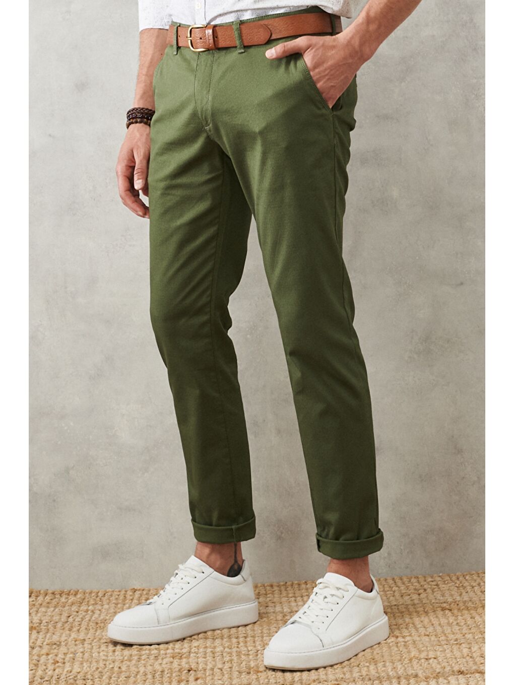 Erkek Haki Slim Fit Dar Kesim Yan Cepli Esnek Armürlü Chino Pantolon