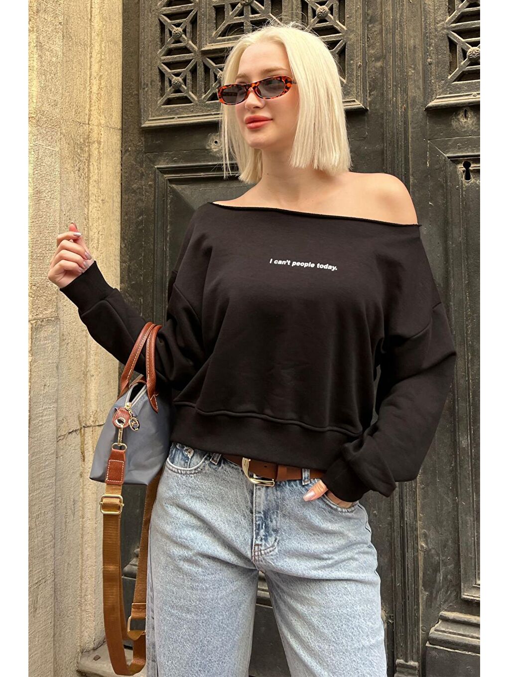 Madmext Siyah Kayık Yaka Baskılı Kadın Sweatshirt MG2205