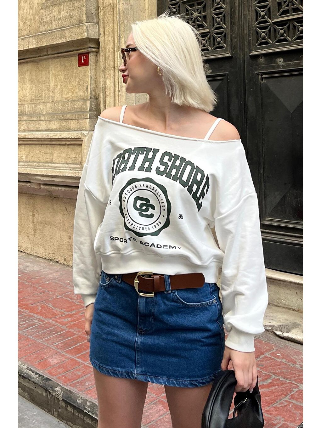 Madmext Beyaz Kayık Yaka Baskılı Kadın Sweatshirt MG2205 - 3