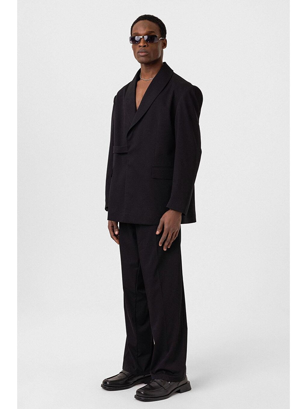 Kuşaklı Kapama Oversize Takım Elbise Siyah-3