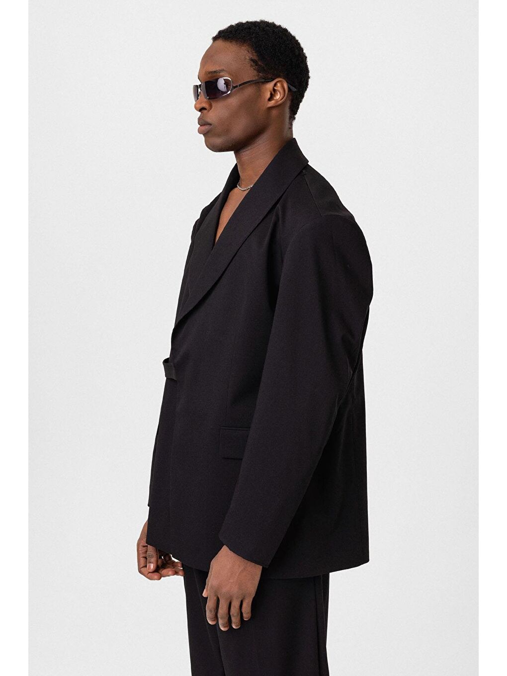 Kuşaklı Kapama Oversize Takım Elbise Siyah-5