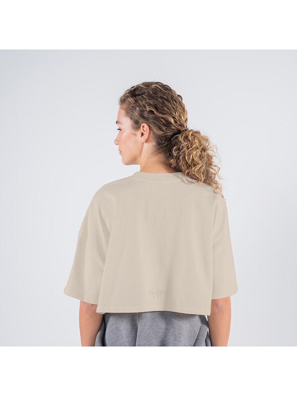 Ekru Soft Crop Kadın Krem %100 Pamuk Bisiklet Yaka Ekstra Oversize Tişört-1