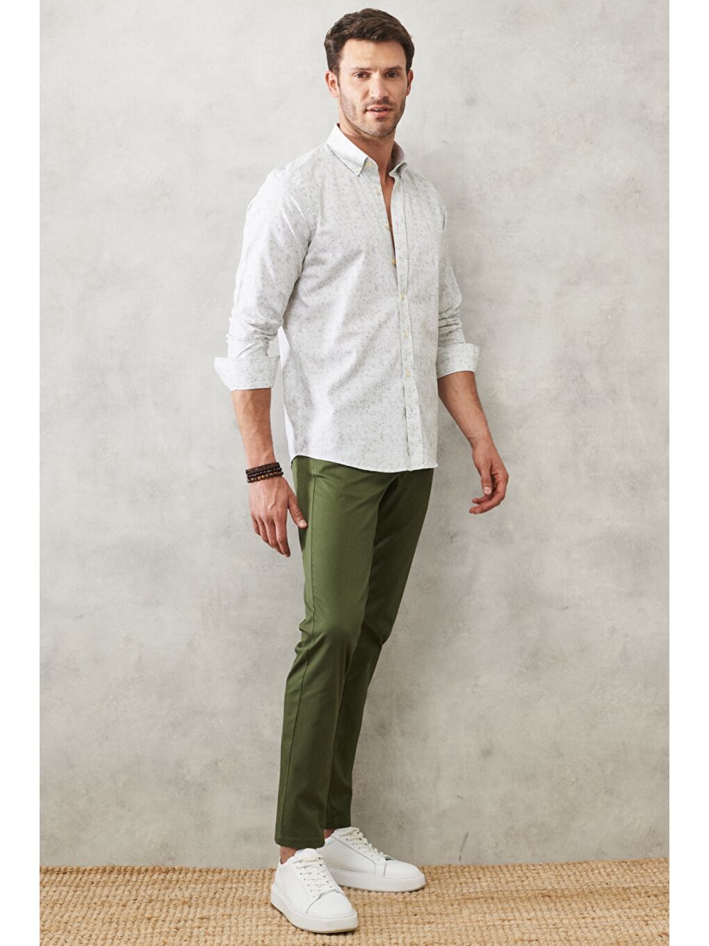 Erkek Haki Slim Fit Dar Kesim Yan Cepli Esnek Armürlü Chino Pantolon-3