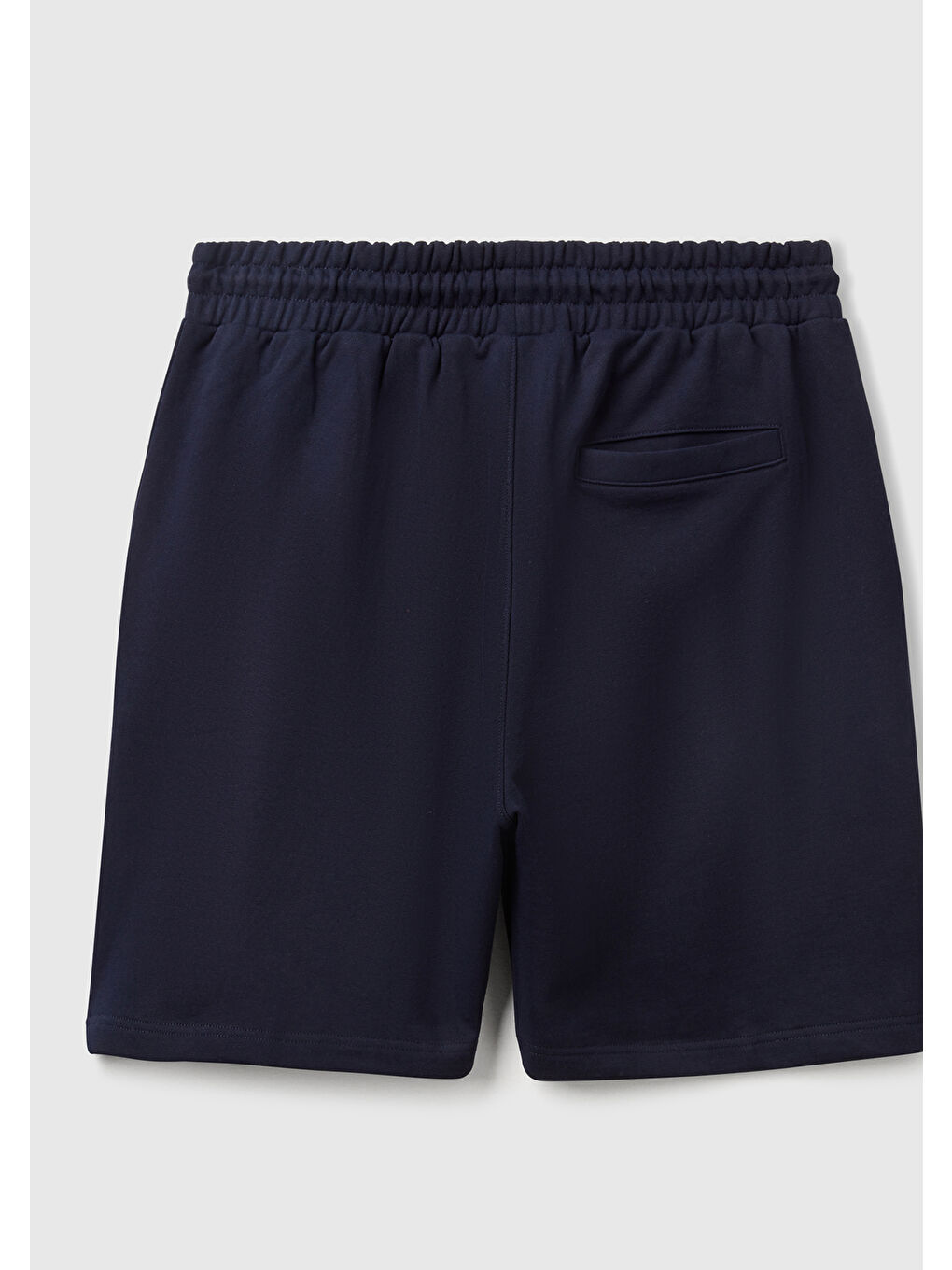 Erkek Lacivert %100 Pamuk Logo Detaylı Beli Büzgü İpli Bermuda Şort-1