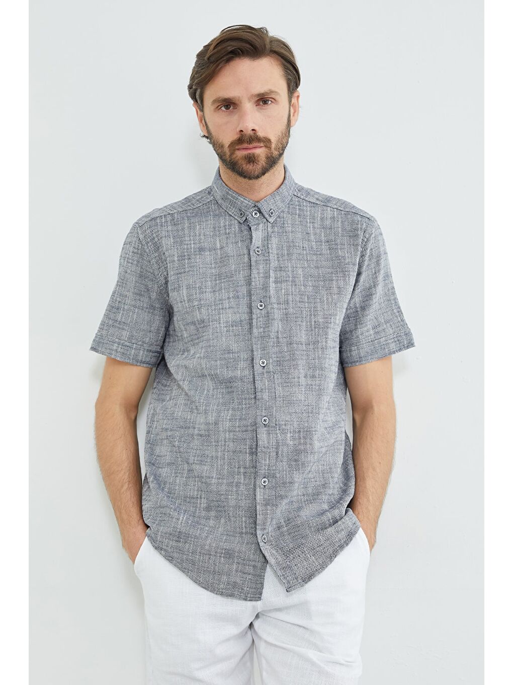 Lacivert Flamlı Düğmeli Keten Görünümlü Gömlek-1