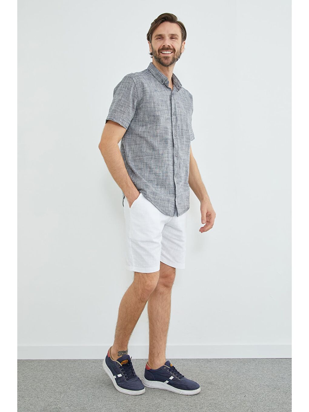 Lacivert Flamlı Düğmeli Keten Görünümlü Gömlek-2