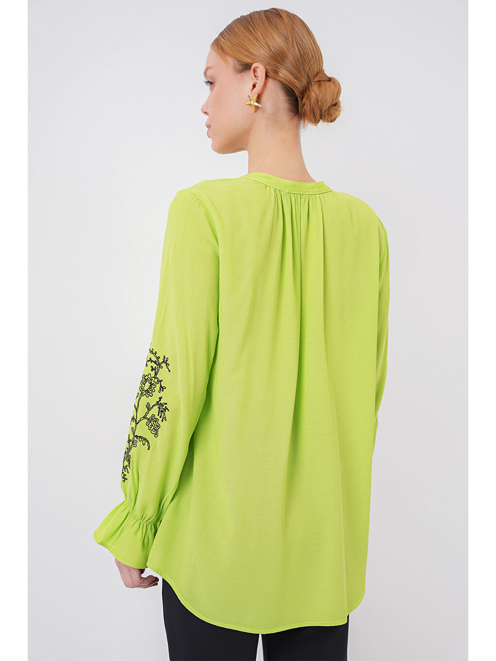 Kadın Nakışlı Örme Bluz 941 - E.Yeşil-4