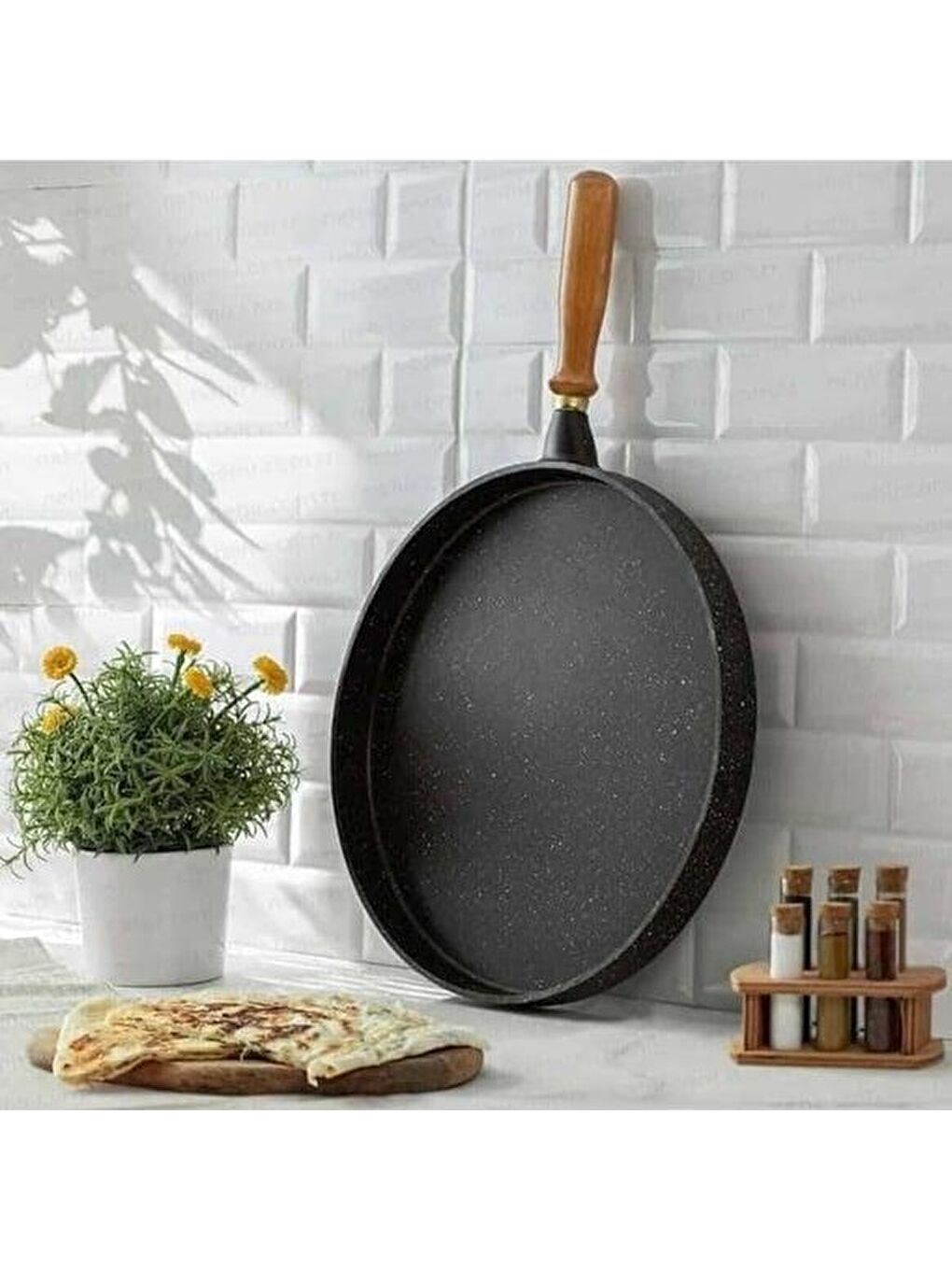 Döküm Bazlama Tavası 36 CM Siyah