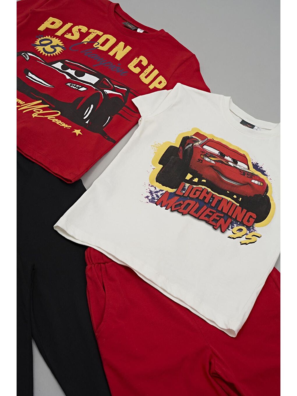 For You Kids Kırmızı 4'lü McQueen Baskılı Tshirt Şort Pantolon Kırmızı Takım - 3