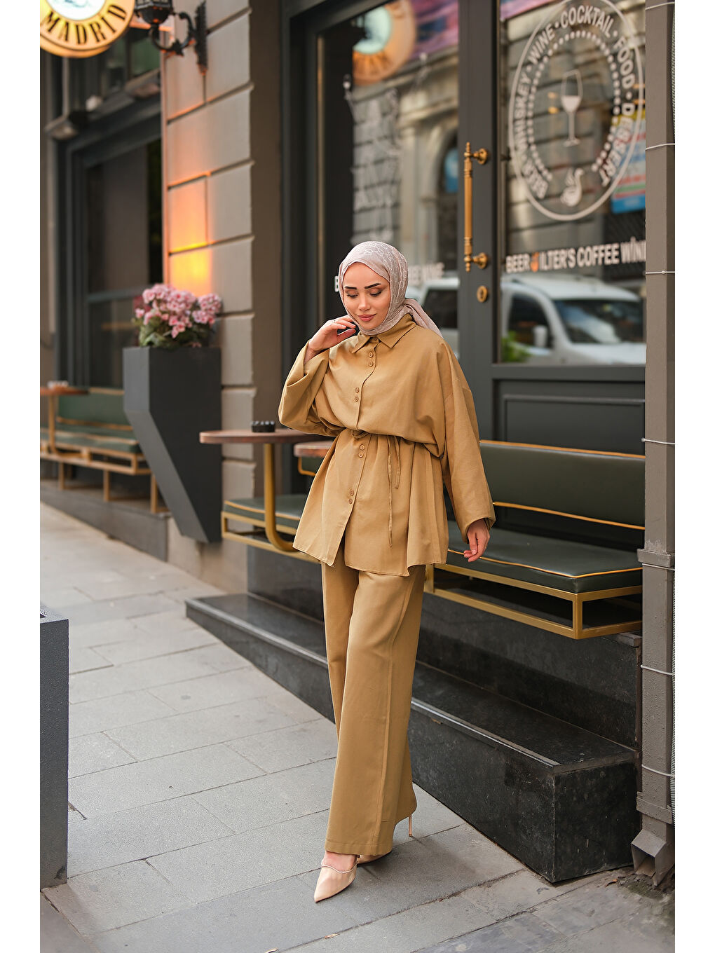 Kadın Çift Düğme Detaylı Takım Yağ Yeşil