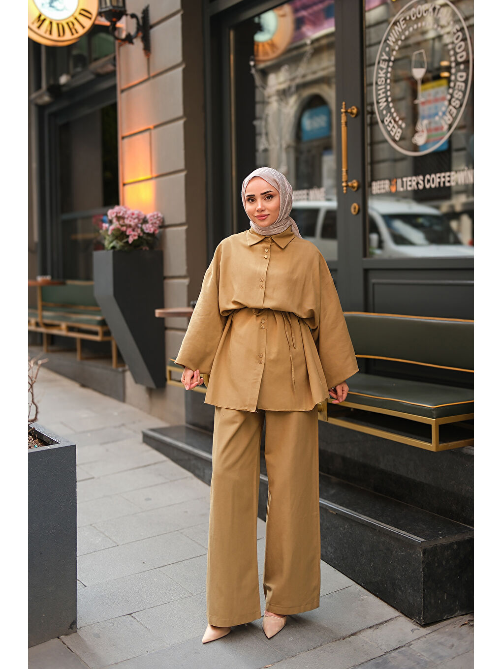 Kadın Çift Düğme Detaylı Takım Yağ Yeşil-2