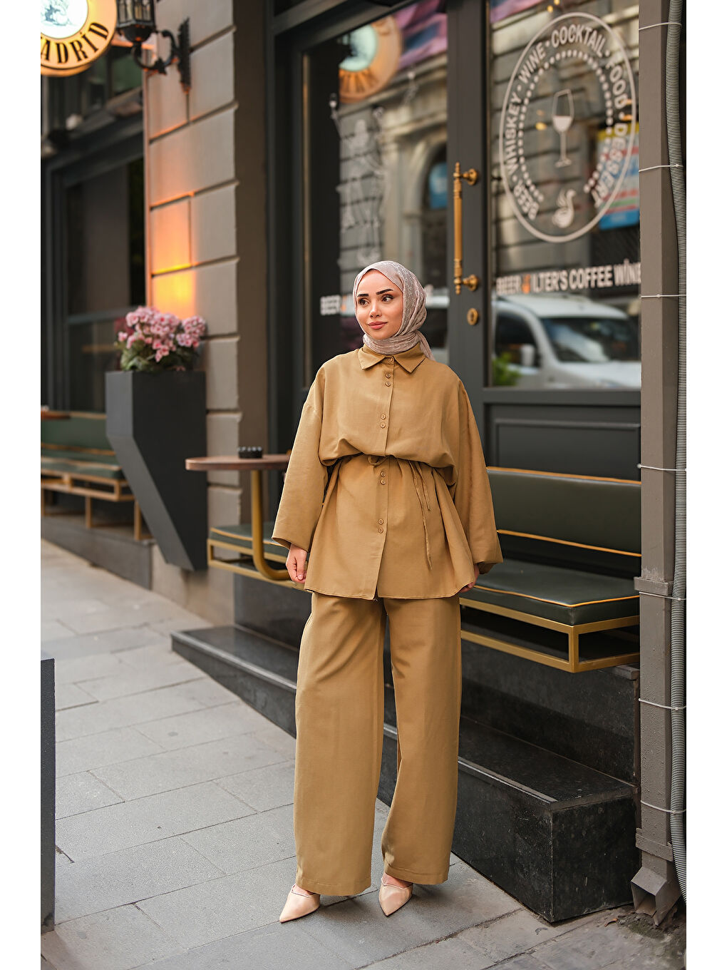 Kadın Çift Düğme Detaylı Takım Yağ Yeşil-4