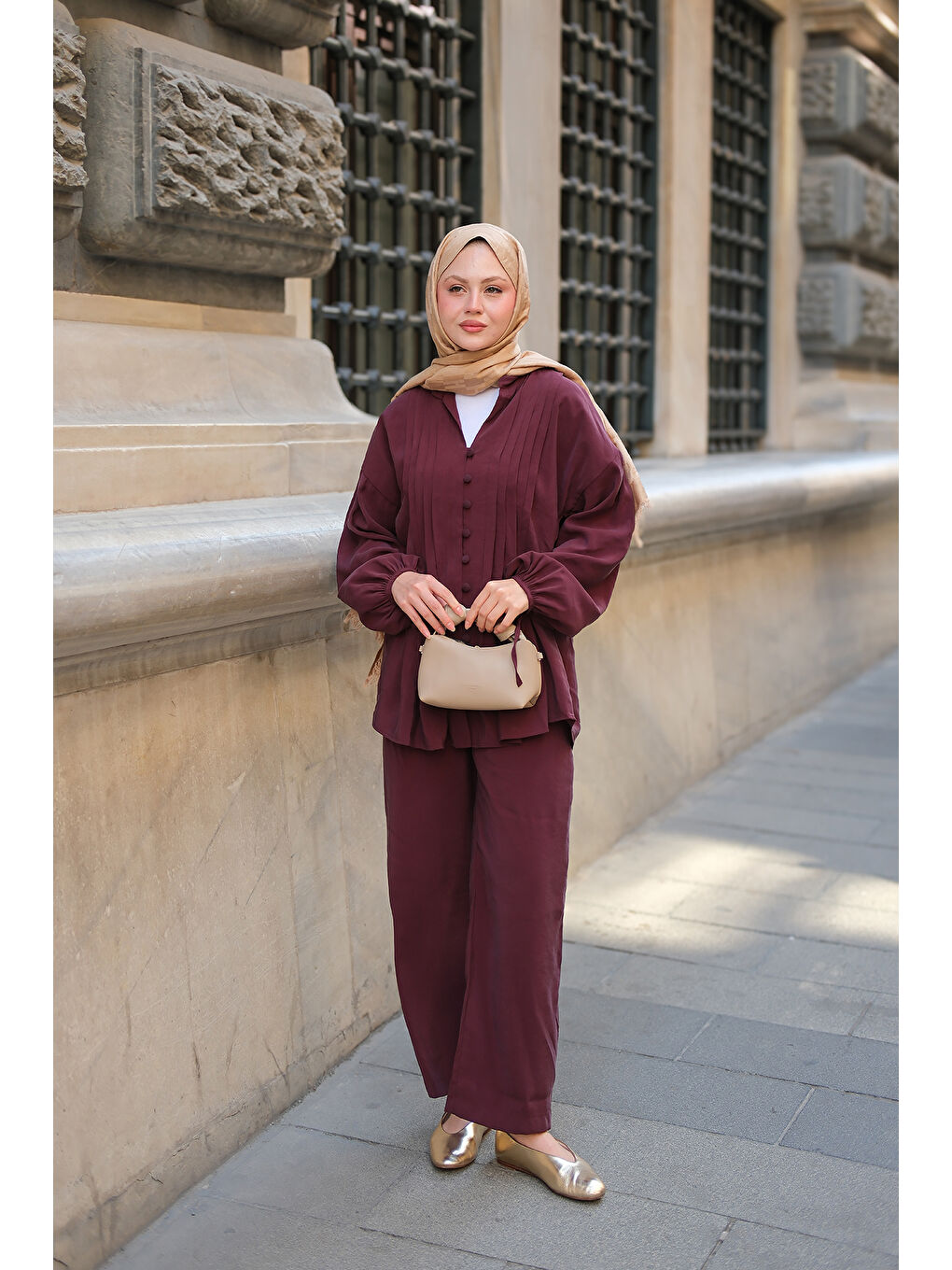 Kadın Süs Dikişli Büzgülü Takım Bordo-2