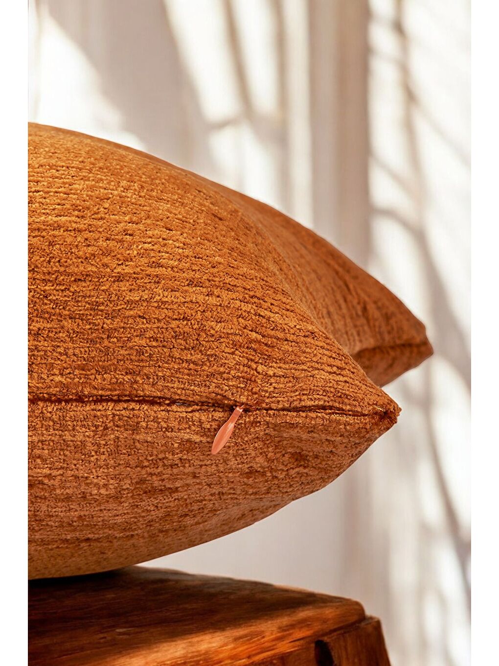 Kahverengi Yün Dokulu Kiremit Dekoratif Kırlent Kılıfı 43x43-1