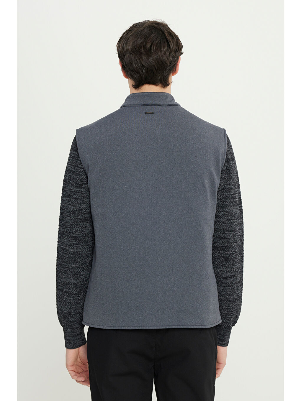 Erkek Antrasit Standart Fit Normal Kesim Dik Yaka Yelek-4