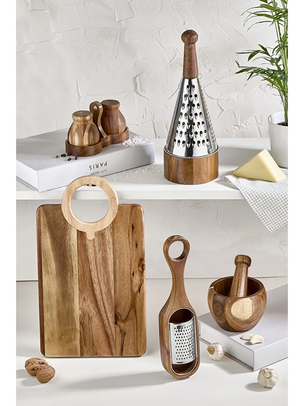 Karışık 5 Parça Akasya Ahşap Set - Dik Rende, Havan, Sarımsak Rendesi, Kesme Tahtası ve Tuzluk Biberlik-1