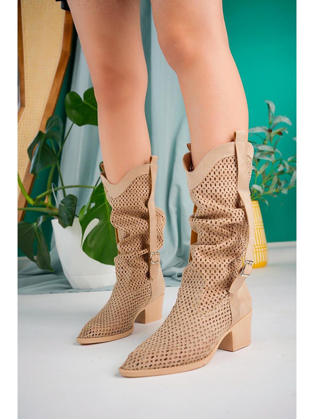 Bej FLORİDA Kadın Lazer Kesim Delikli Western Kovboy Yazlık Topuklu Festival Çizme