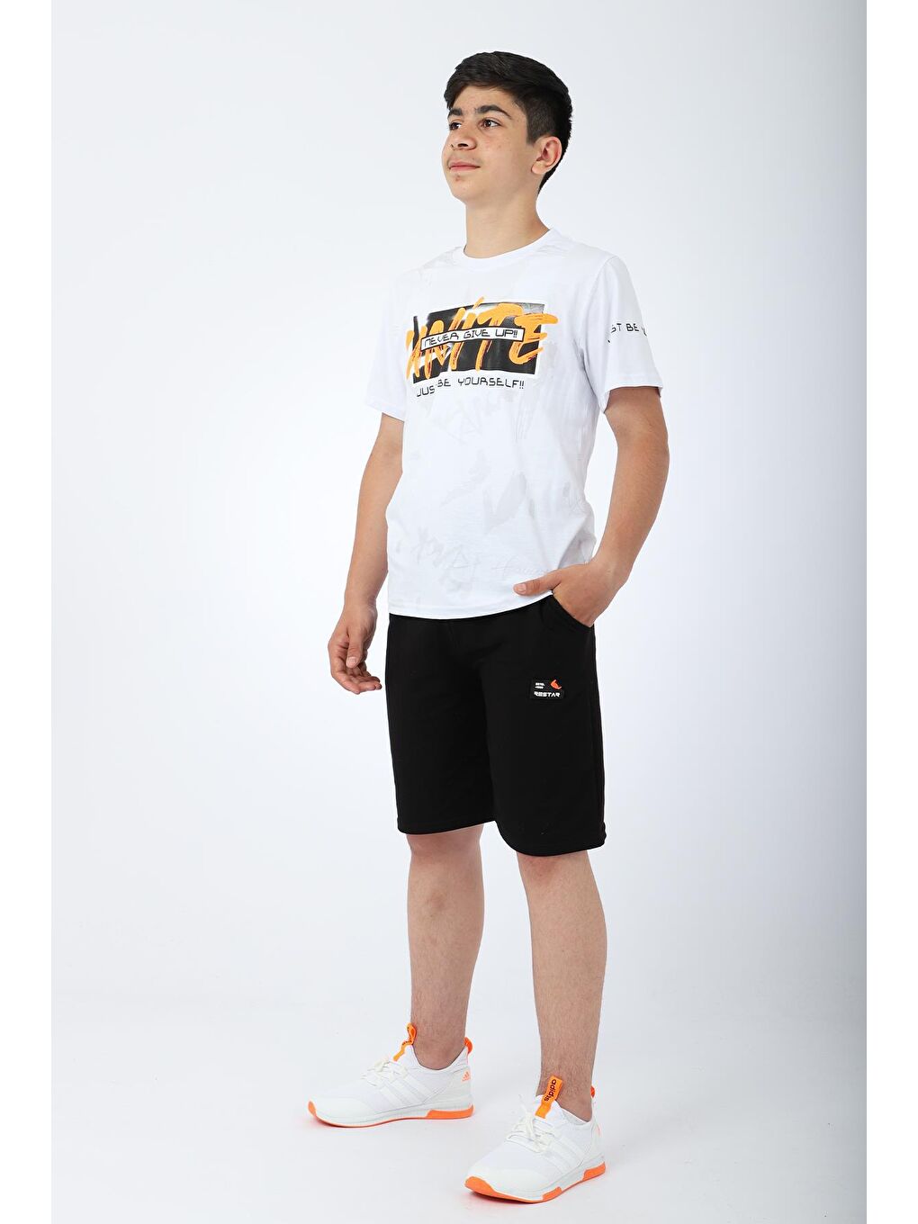 Beyaz Erkek Çocuk Tshirt Şort Yazlık Takım Never Give Up Baskılı-1