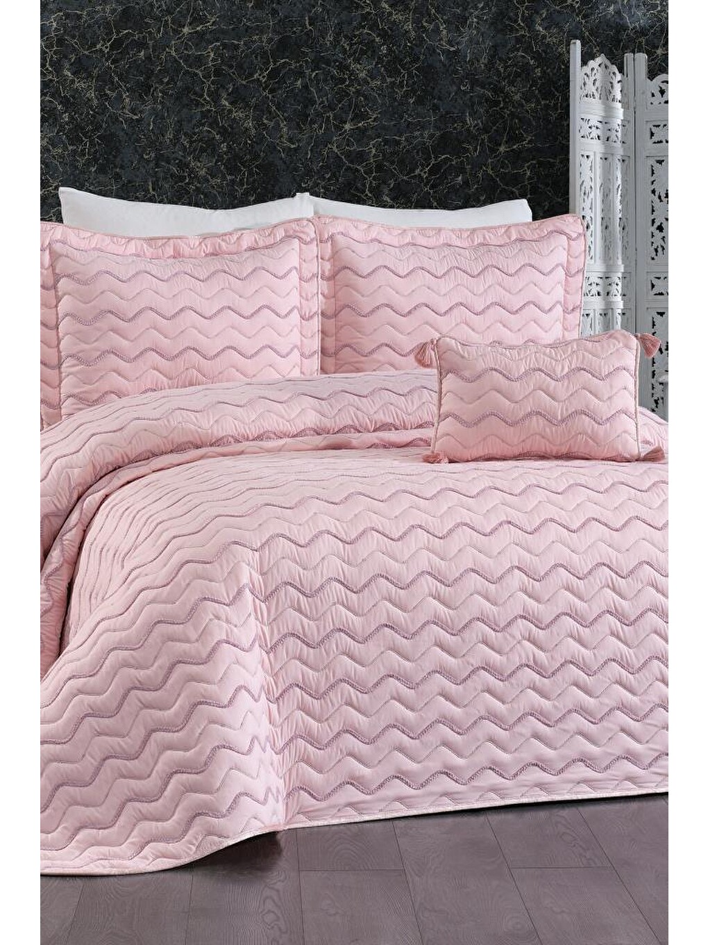 Pembe Okyanus Çift Kişilik Yatak Örtüsü 250x260 Pudra