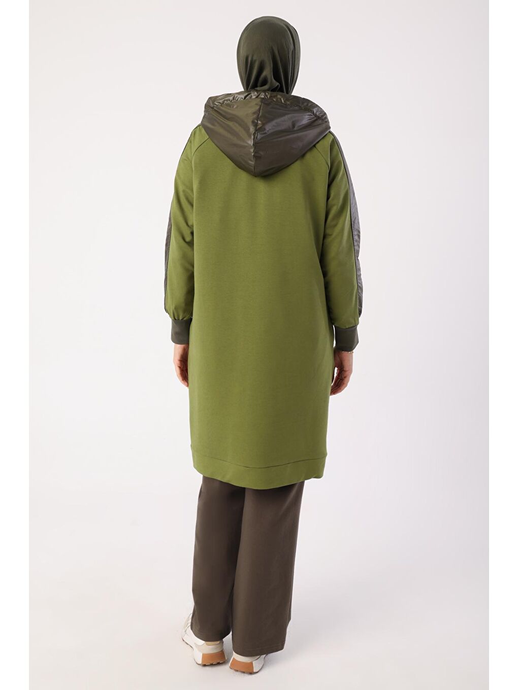 Haki Garnili Zincir Detaylı Sweat Hırka-3