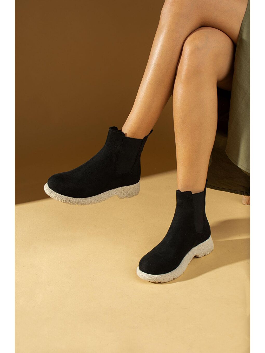 Kahverengi Termo Taban Sıcak Astar Lastikli Kadın Bot 60-1013-23Süet-3