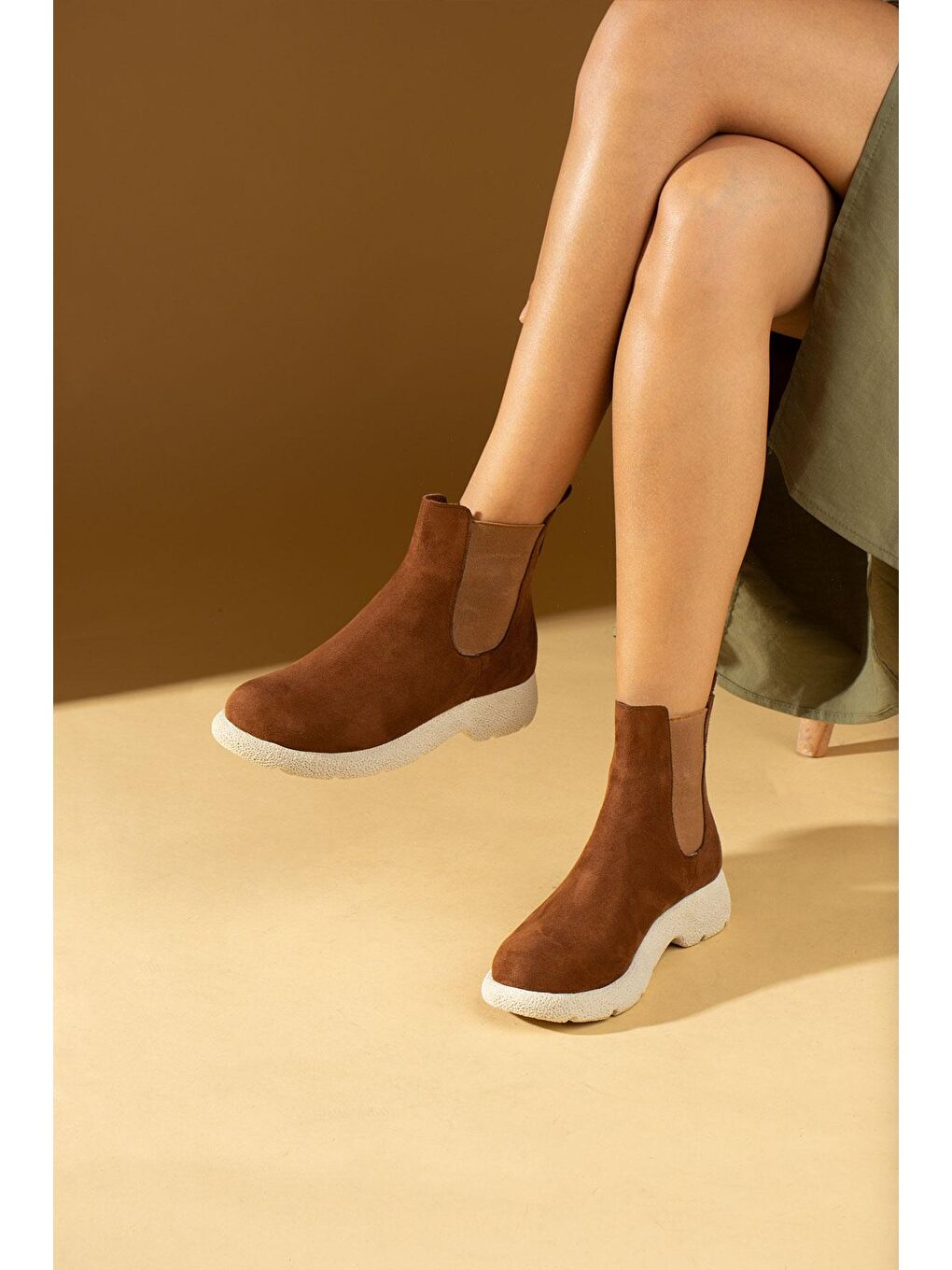 Kahverengi Termo Taban Sıcak Astar Lastikli Kadın Bot 60-1013-23Süet-4