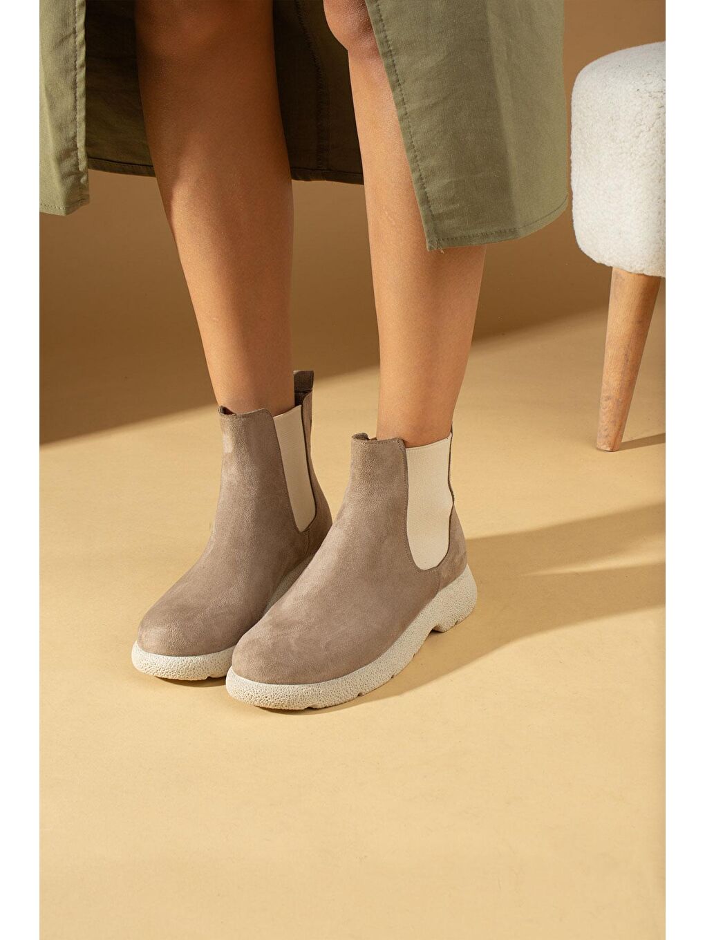 Kahverengi Termo Taban Sıcak Astar Lastikli Kadın Bot 60-1013-23Süet-8