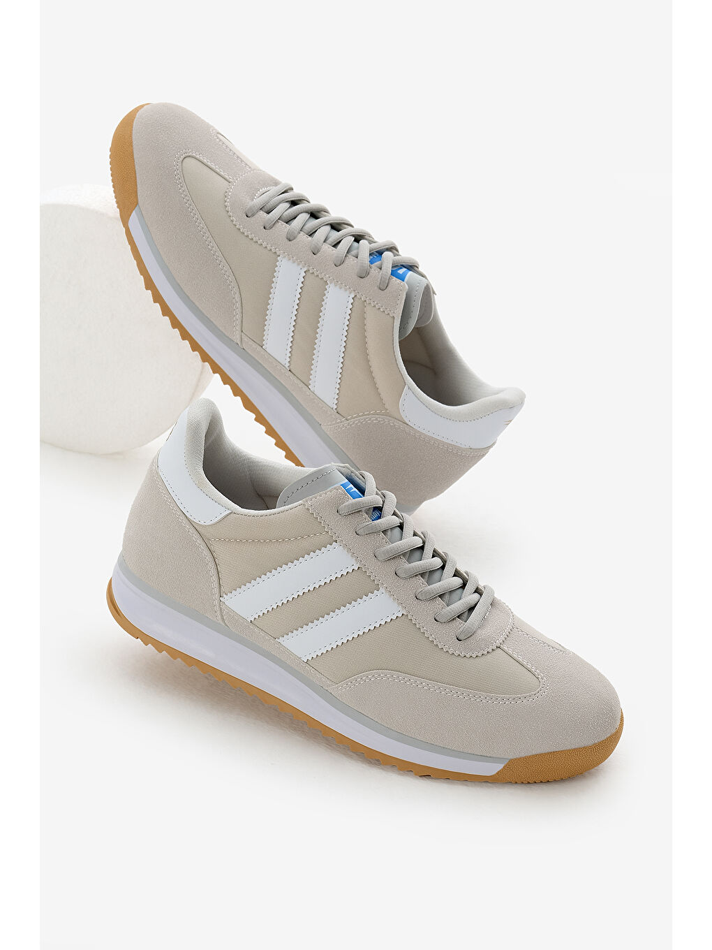 Unisex Gri Beyaz Termo Taban Çift Şeritli Bağcıklı Spor Ayakkabı