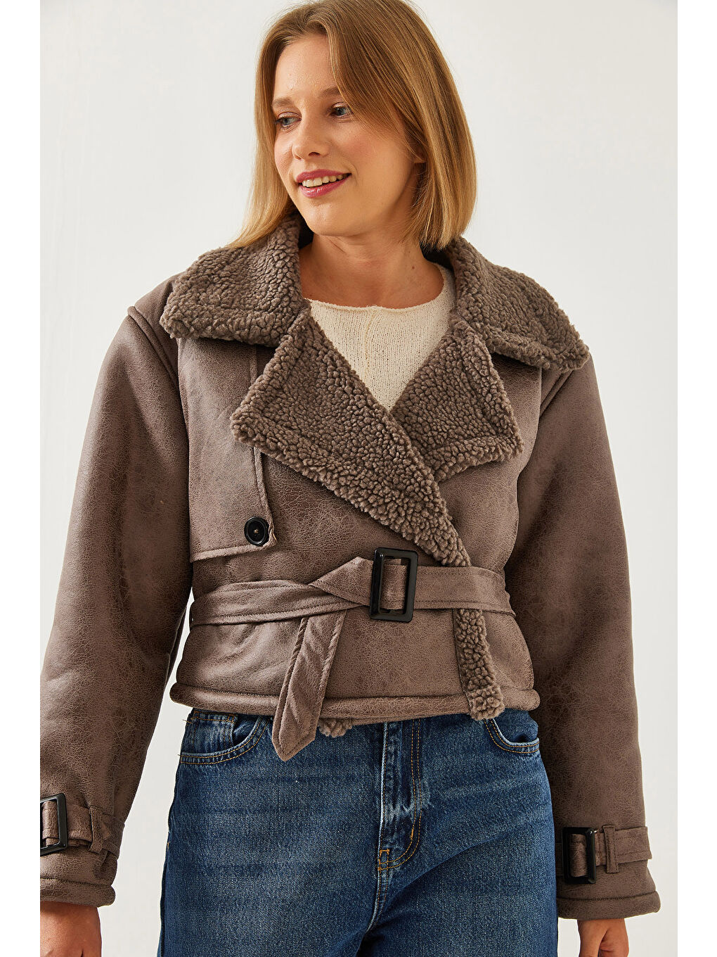 Bej Kadın Aller Detay Crop Lamine Mont