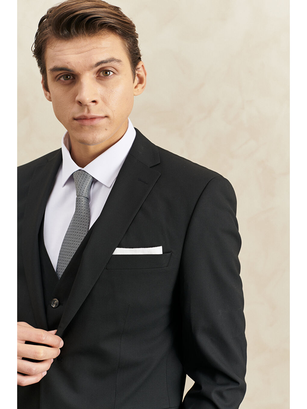 Erkek Siyah Su Geçirmez Slim Fit Dar Kesim Mono Yaka Yünlü Yelekli Nano Takım Elbise-2