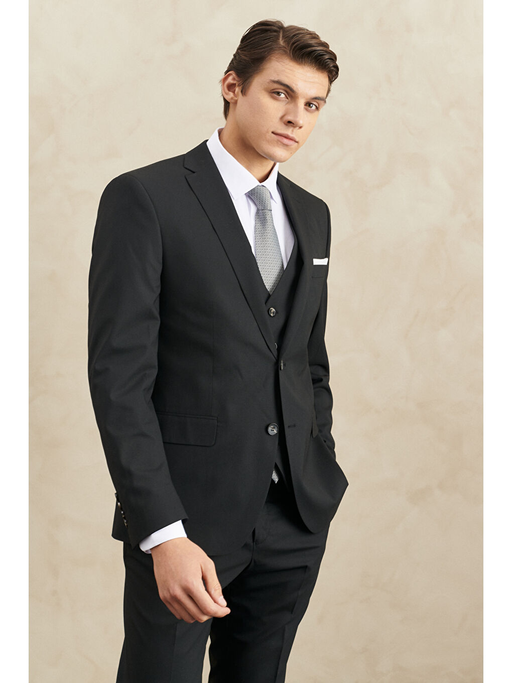 Erkek Siyah Su Geçirmez Slim Fit Dar Kesim Mono Yaka Yünlü Yelekli Nano Takım Elbise-5