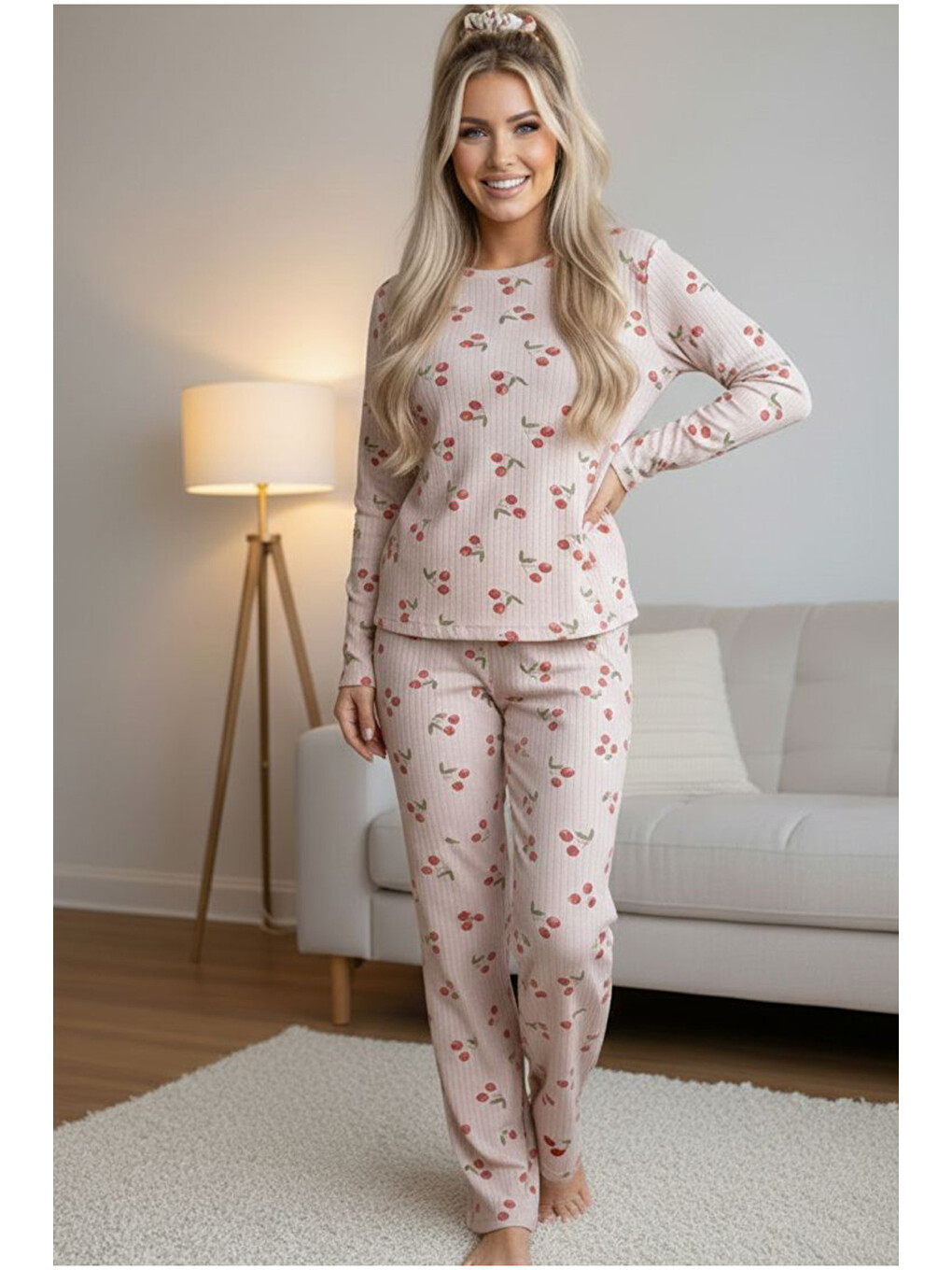 Bej Vizon Kiraz Desenli Yumuşak Tuşe Kışlık Fitilli Pamuklu Örme Pijama Takım 7977-1