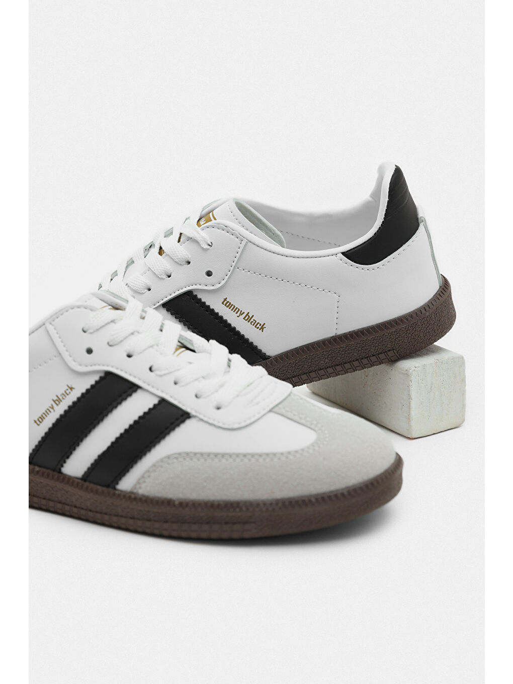 Kadın Beyaz Siyah Termo Taban Yanı Şeritli Bağcıklı Spor Ayakkabı-2