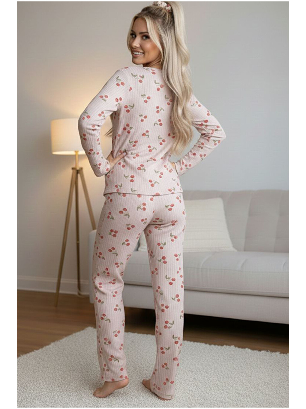 Bej Vizon Kiraz Desenli Yumuşak Tuşe Kışlık Fitilli Pamuklu Örme Pijama Takım 7977-2