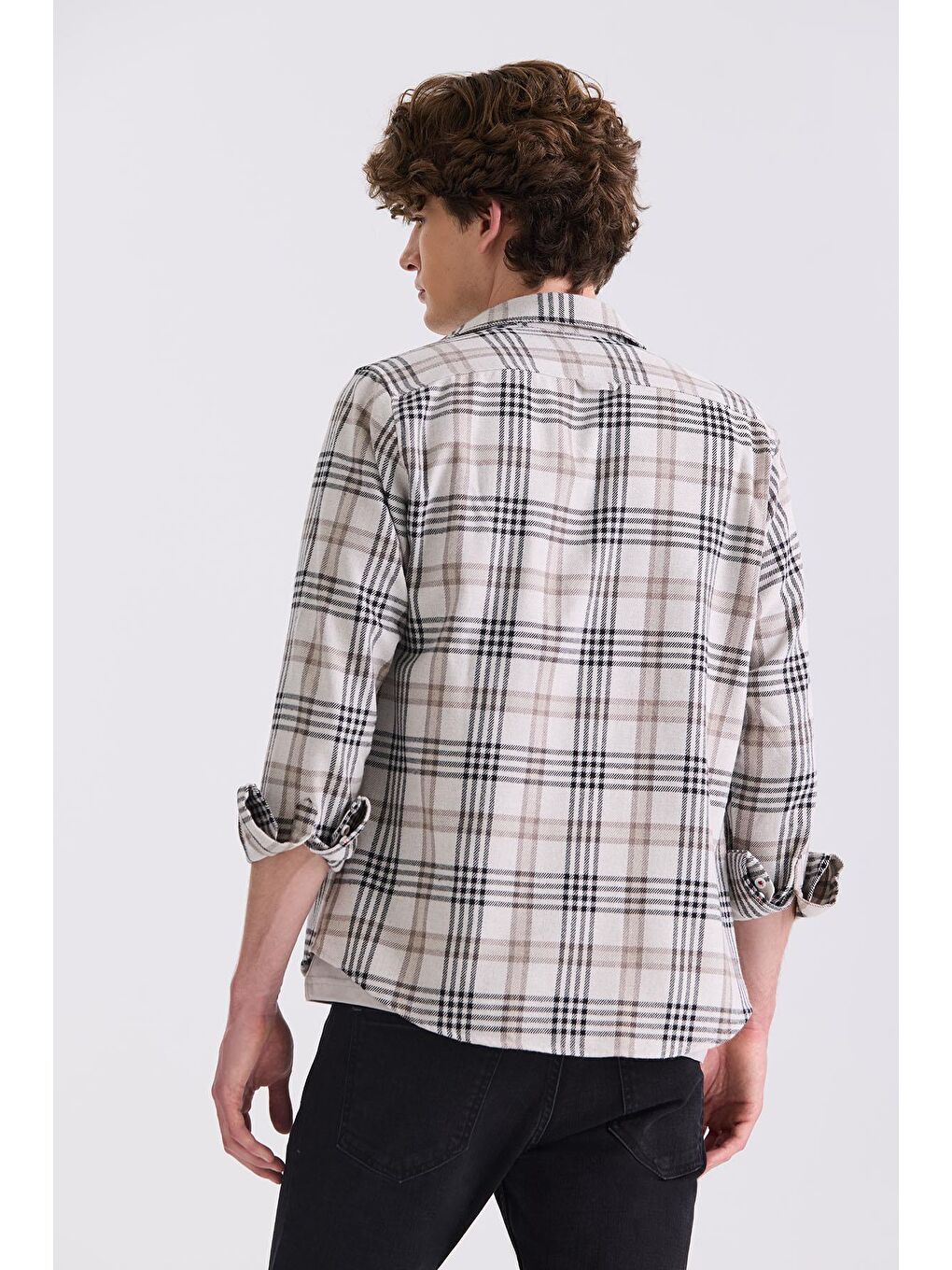 Bej Slim Fit Üstten Düğmeli Ekoseli Gömlek-3