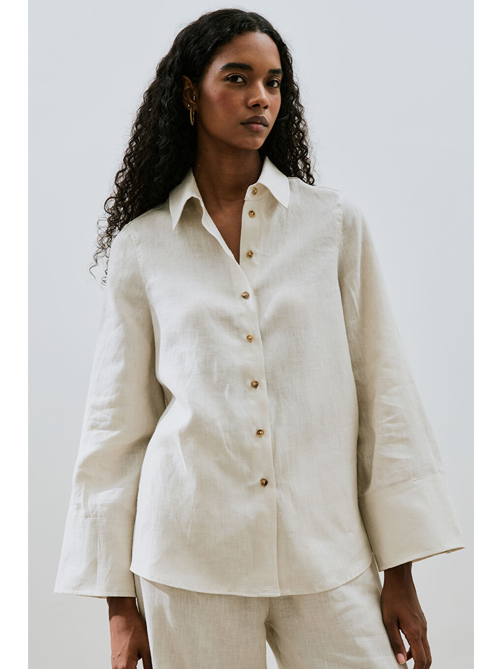 Bej Keten Geniş Manşetli Gömlek Taş-1