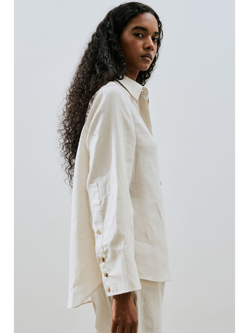 Bej Keten Geniş Manşetli Gömlek Taş-3