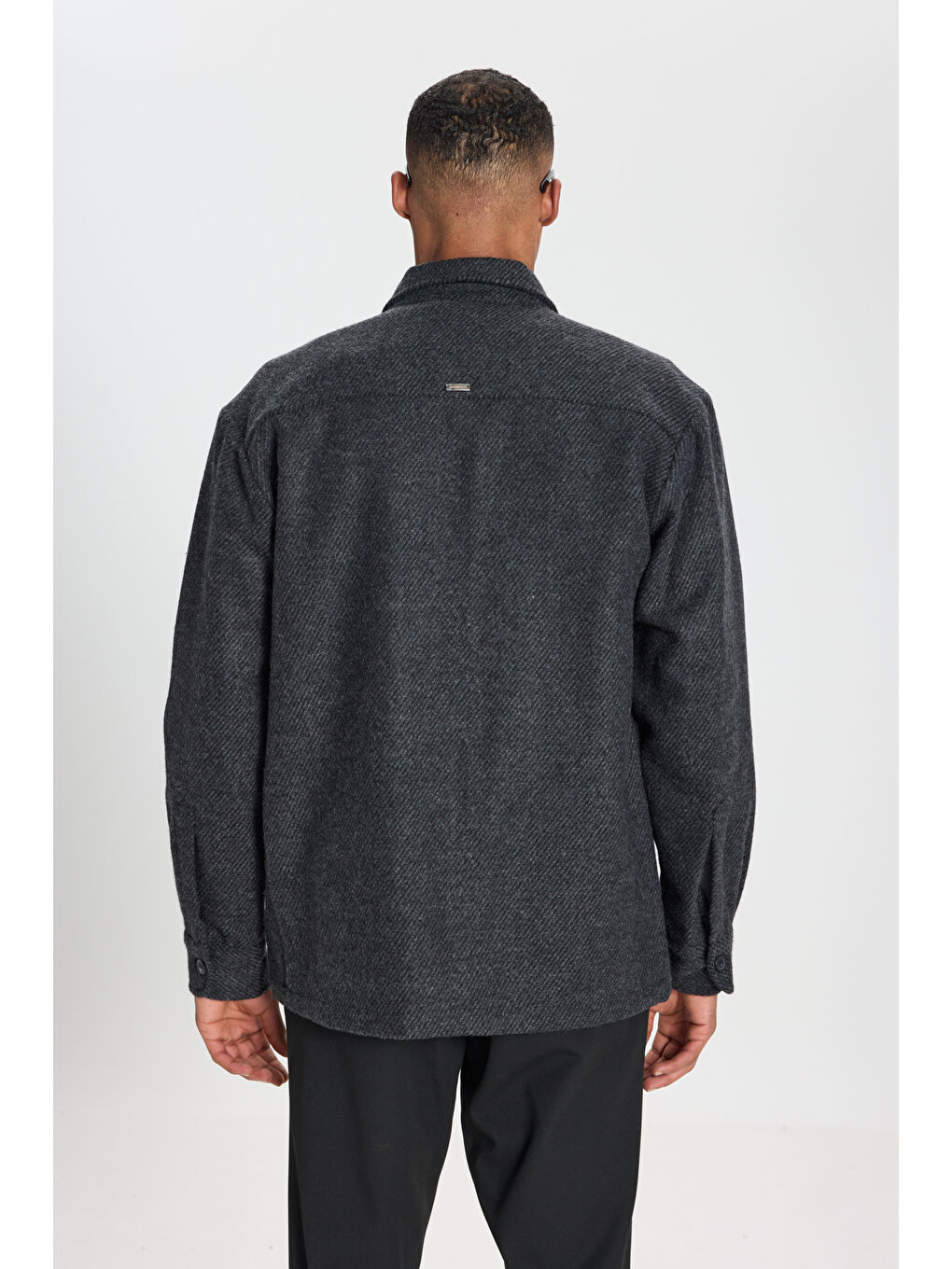 Erkek Antrasit Oversize Fit Geniş Kesim Gizli Düğme Yaka Yünlü Gömlek-6